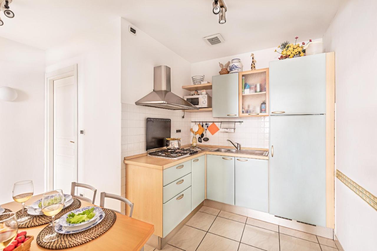 Апартаменты Gaudio Flat Near Ariston Theater By Wonderful Italy Санремо Экстерьер фото